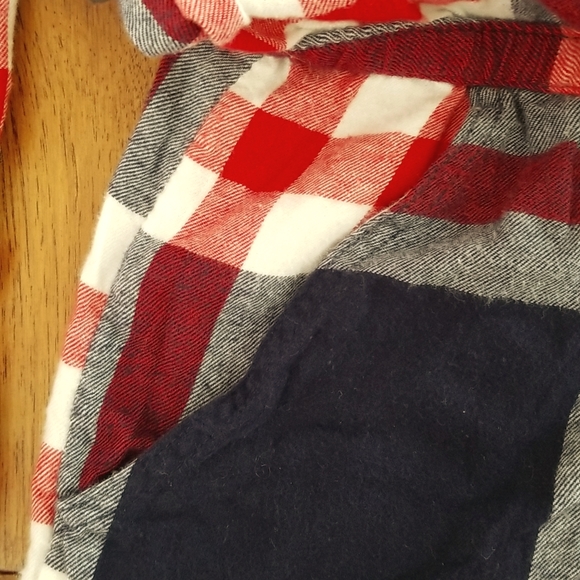 Aerie Long Sleeved Red White & Navy Blue Plaid Flannel Romper - Picture 4 of 5
